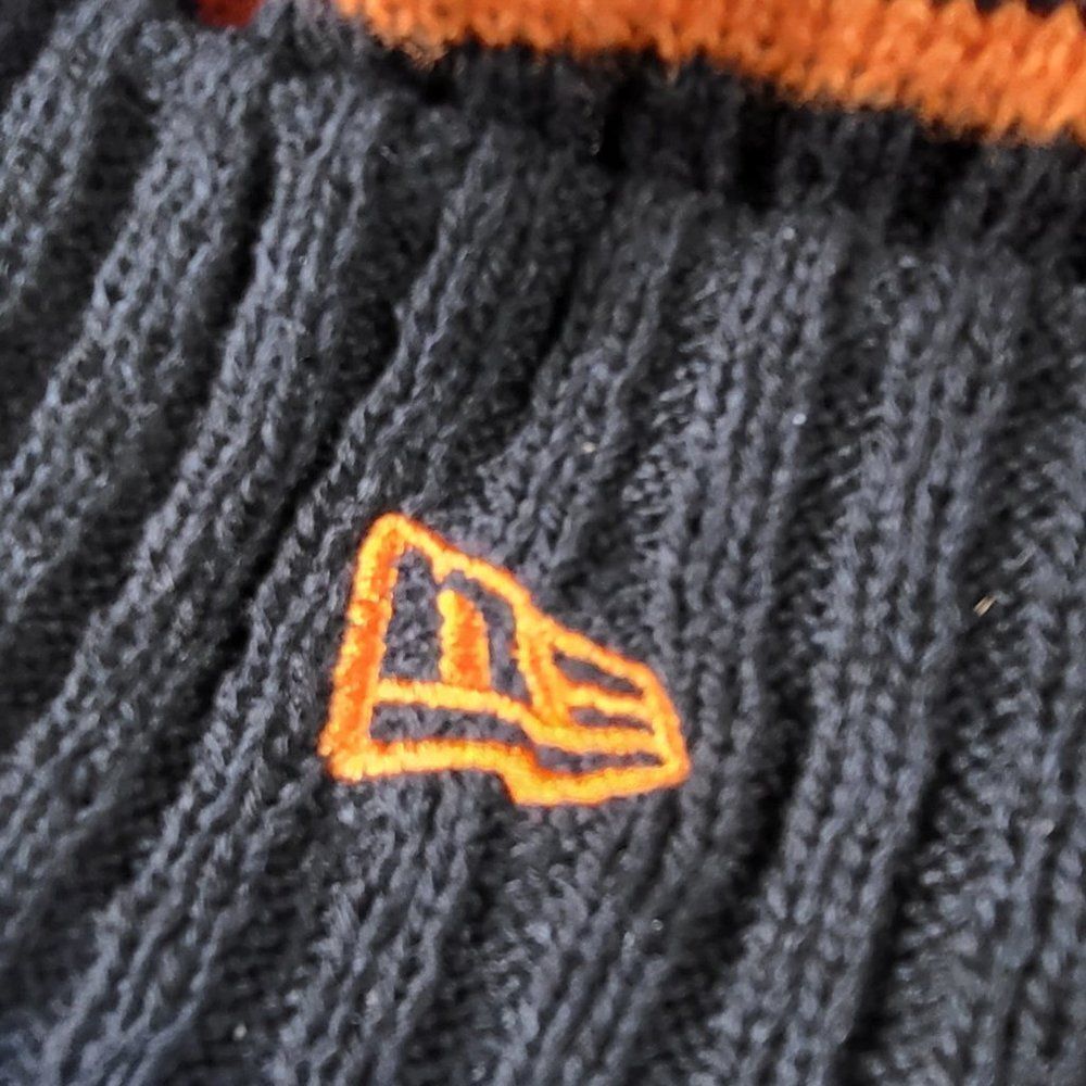 NWT Cincinnati Bengals Sports Knit Pom Beanie Fleece Lining OSFA Unisex - Picture 8 of 9